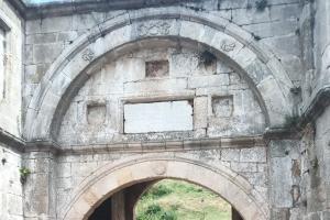 The gate to Belogradchik Fortress
